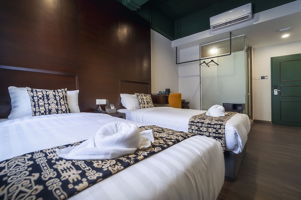 East Riverine Boutique Hotel 15/45