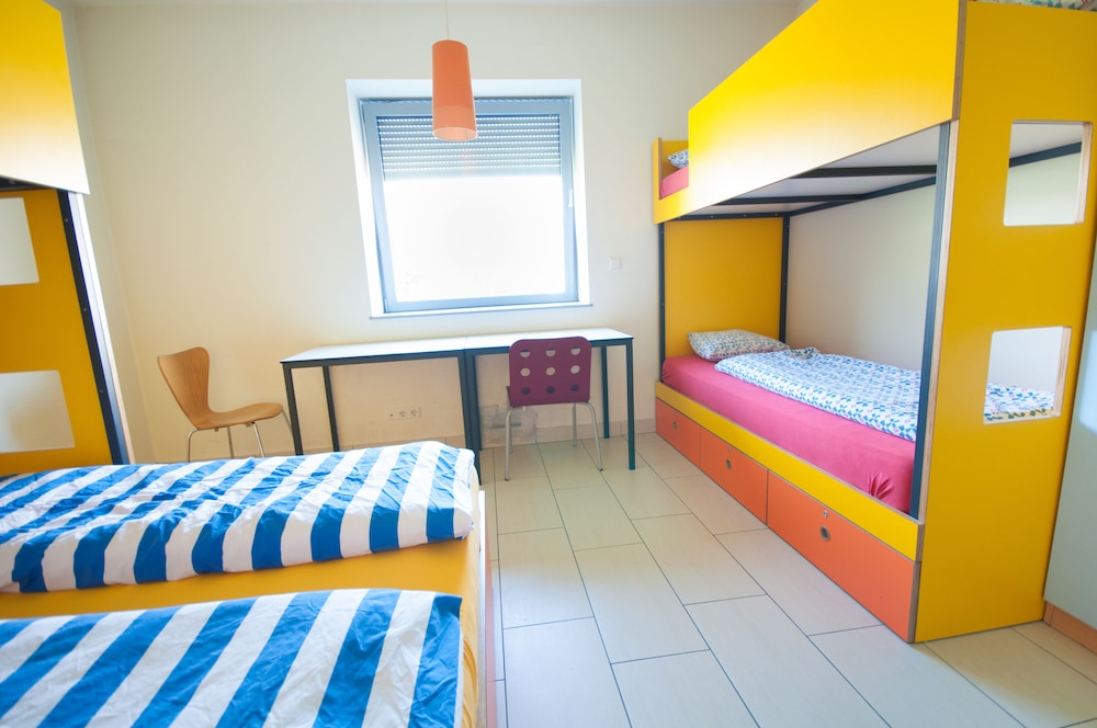 Simbol Rooms 18/41