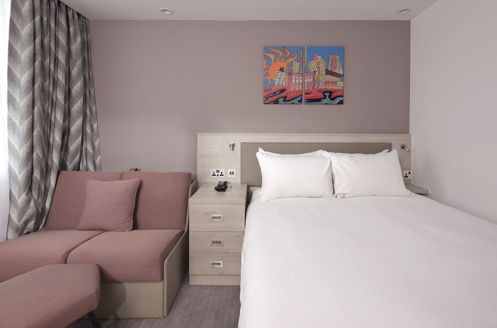 Hampton by Hilton Leeds City Centre 14/37