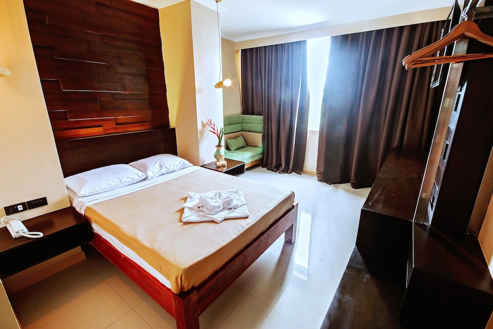 Hotel Lapira 29/61