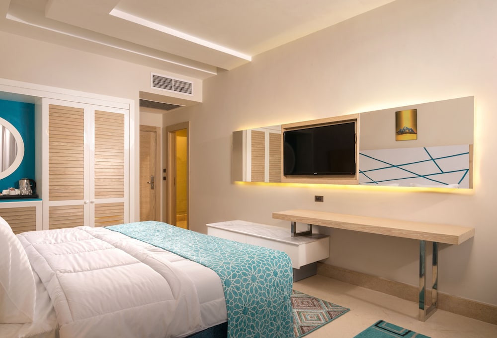 Gravity Hotel & Aqua Park Sahl Hasheesh 6/42