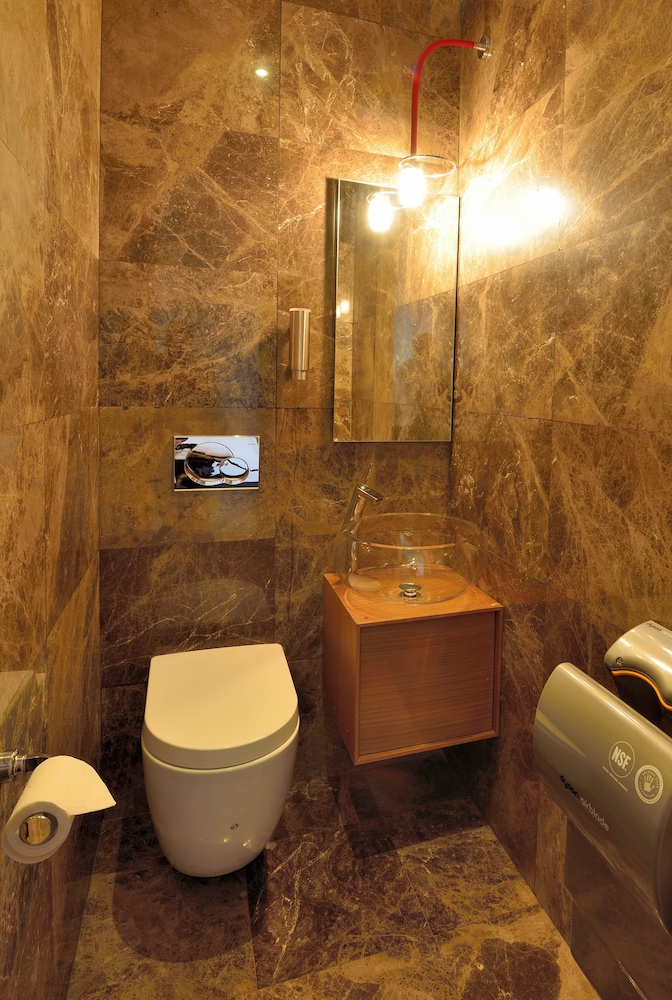 Hotel Retro 40/46