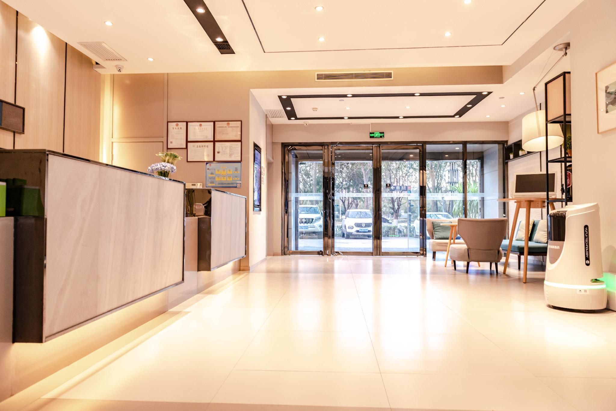 Home Inn Selected (Xi'an Mixc Sanqiao subway station) 30/38