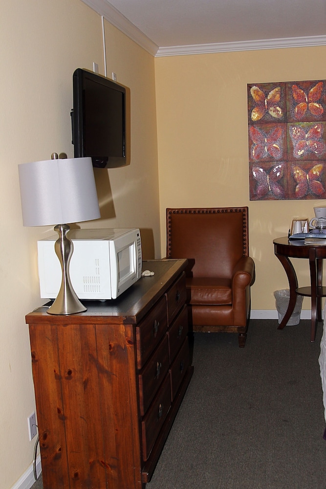 Tea Garden Lodge 44/49