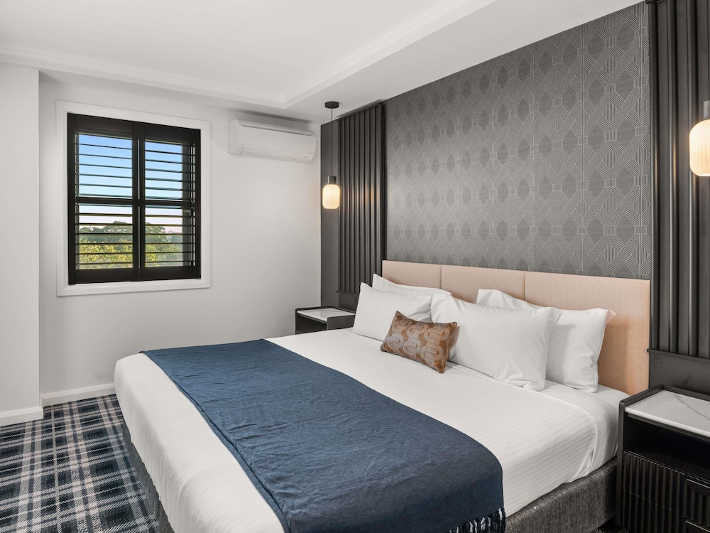 The Sebel Darling Harbour the Pinnacle 16/33