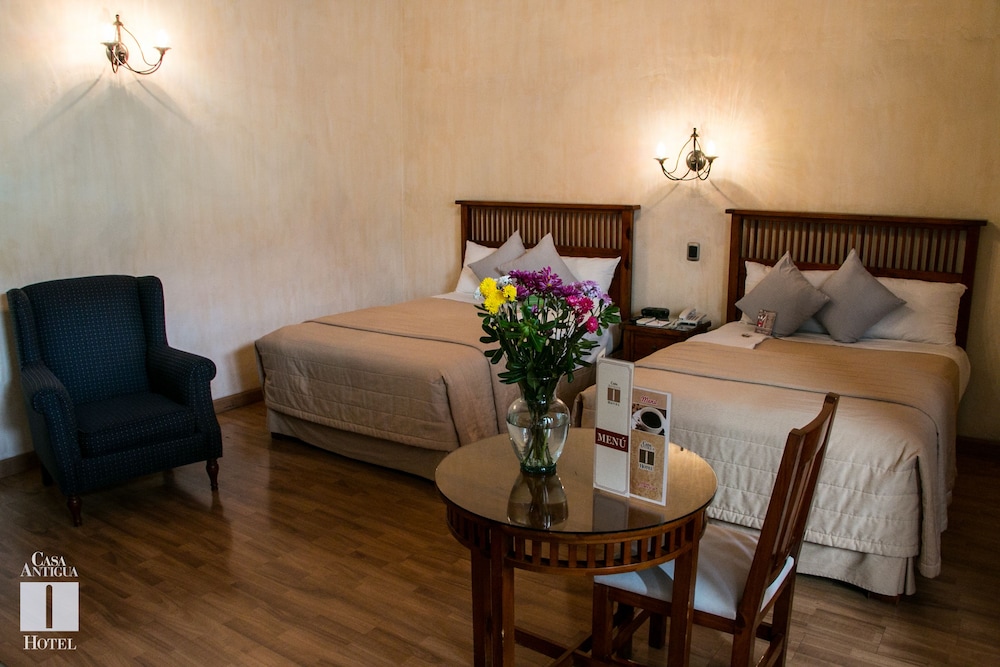 Hotel Casa Antigua 51/69