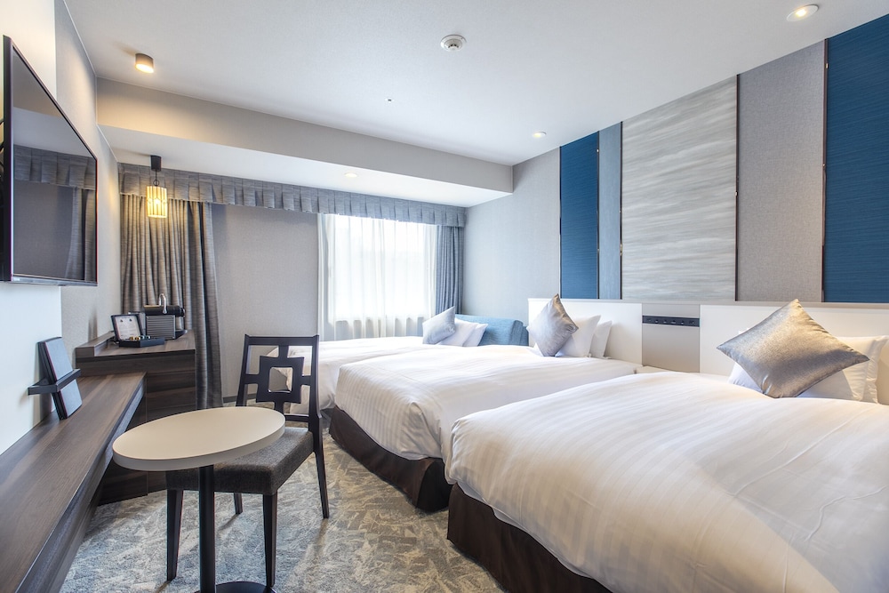 Renovated, Moderate, Twin Beds