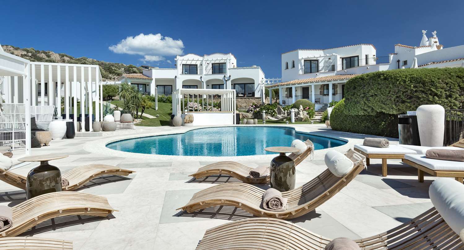 Sulia House Porto Rotondo, Curio Collection by Hilton 97/99