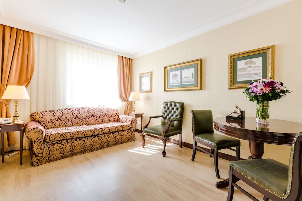 Gordion Hotel 60/76