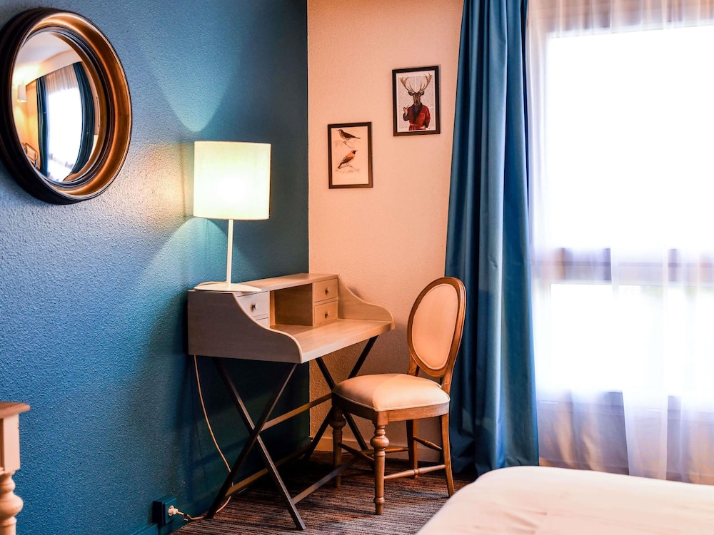 Mercure Chateau De Fontainebleau 66/76