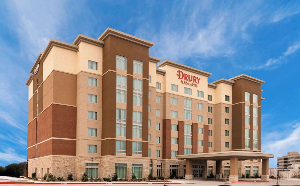 Drury Plaza Hotel College Station 2/50