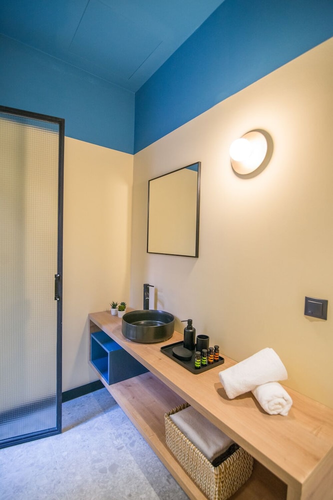 Metis Urbane Living Spaces 36/50