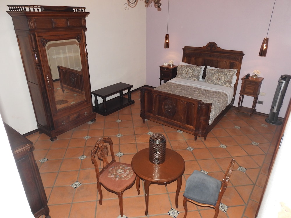Hotel Marques del Angel 44/60