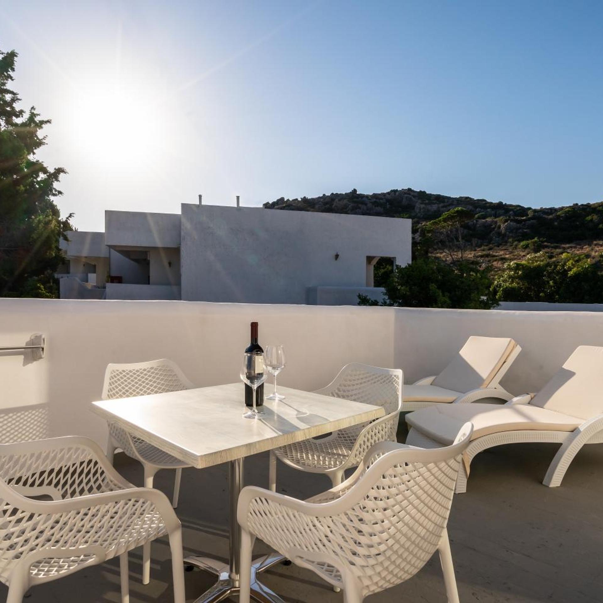 Ladiko Suites 36/50