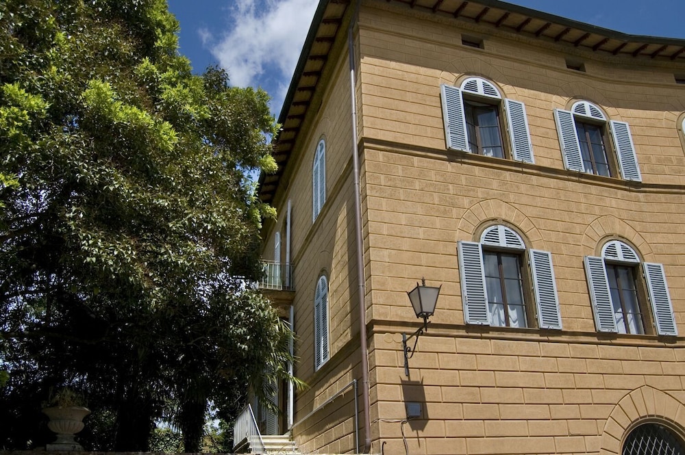 Relais La Corte Dei Cavalieri 1/50