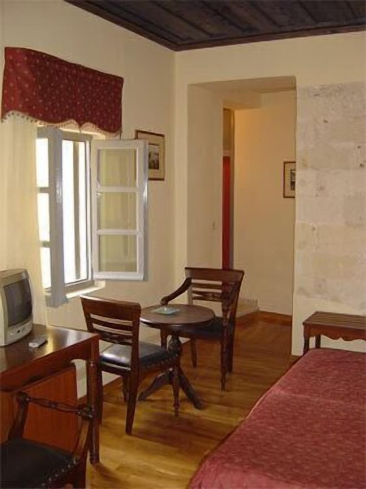 Belmondo Hotel & Suites 22/39