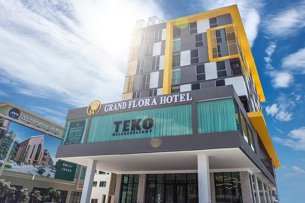 Grand Flora Hotel 3/61