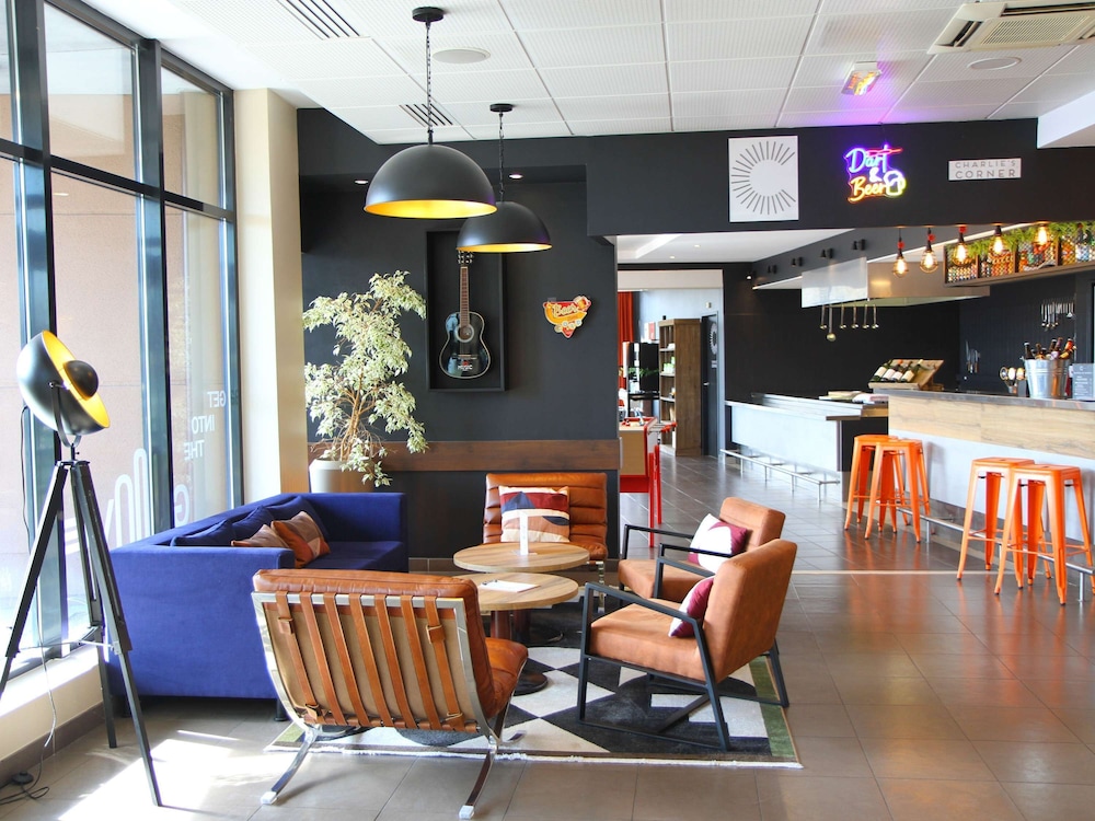 Ibis Beauvais Aeroport 49/54
