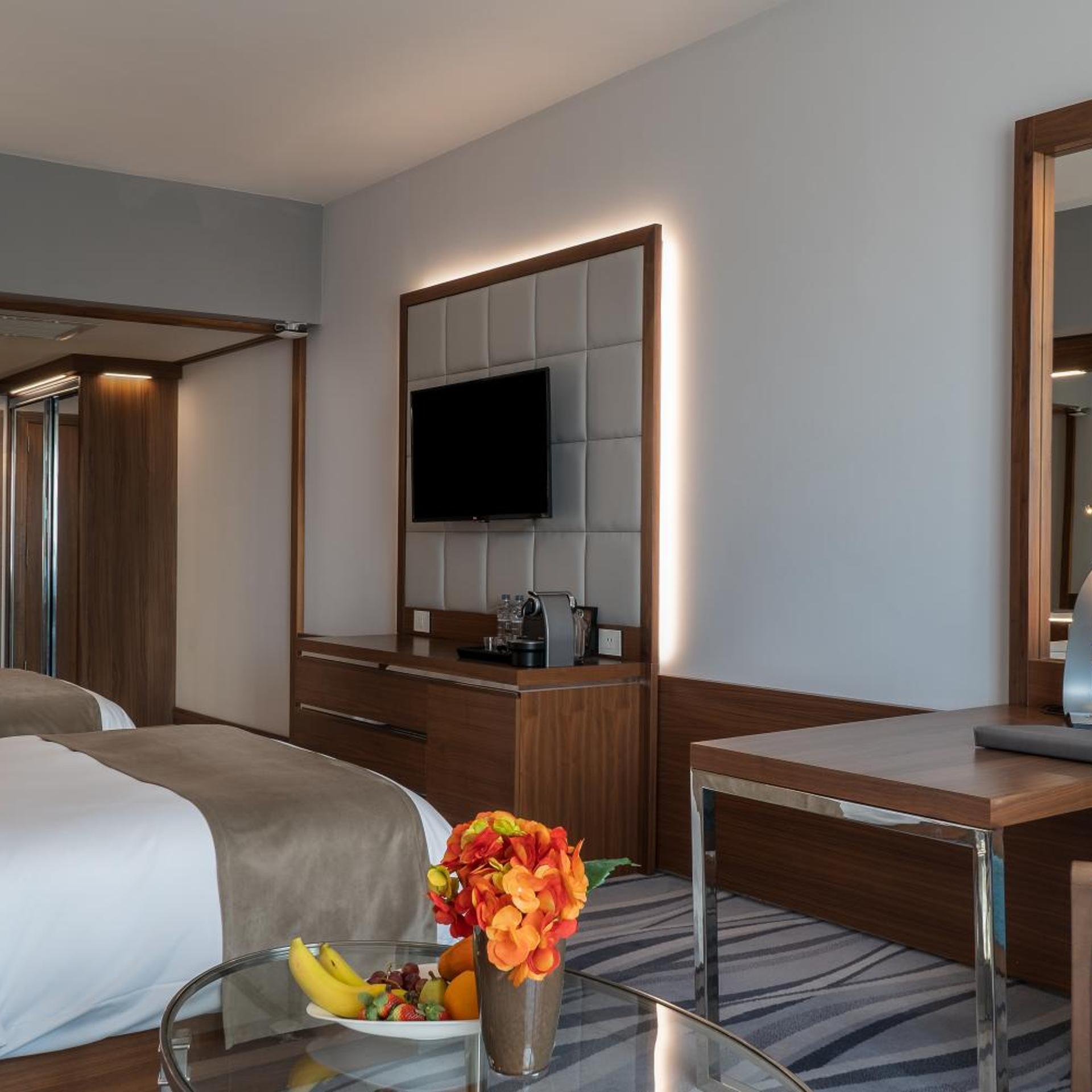غرفة ديلوكس بسريرين منفصلين، Landmark Amman Hotel and Conference Center 3/5