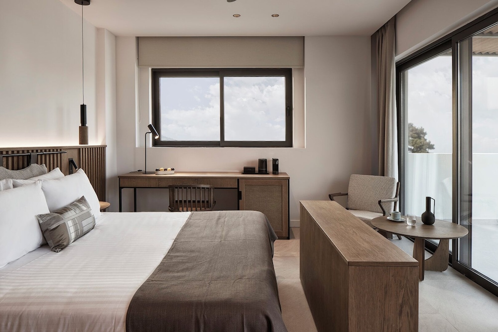 The Olivar Suites 10/50