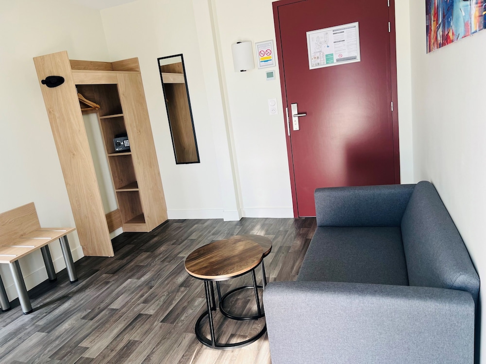 Hotel Wood Inn Merignac 39/52