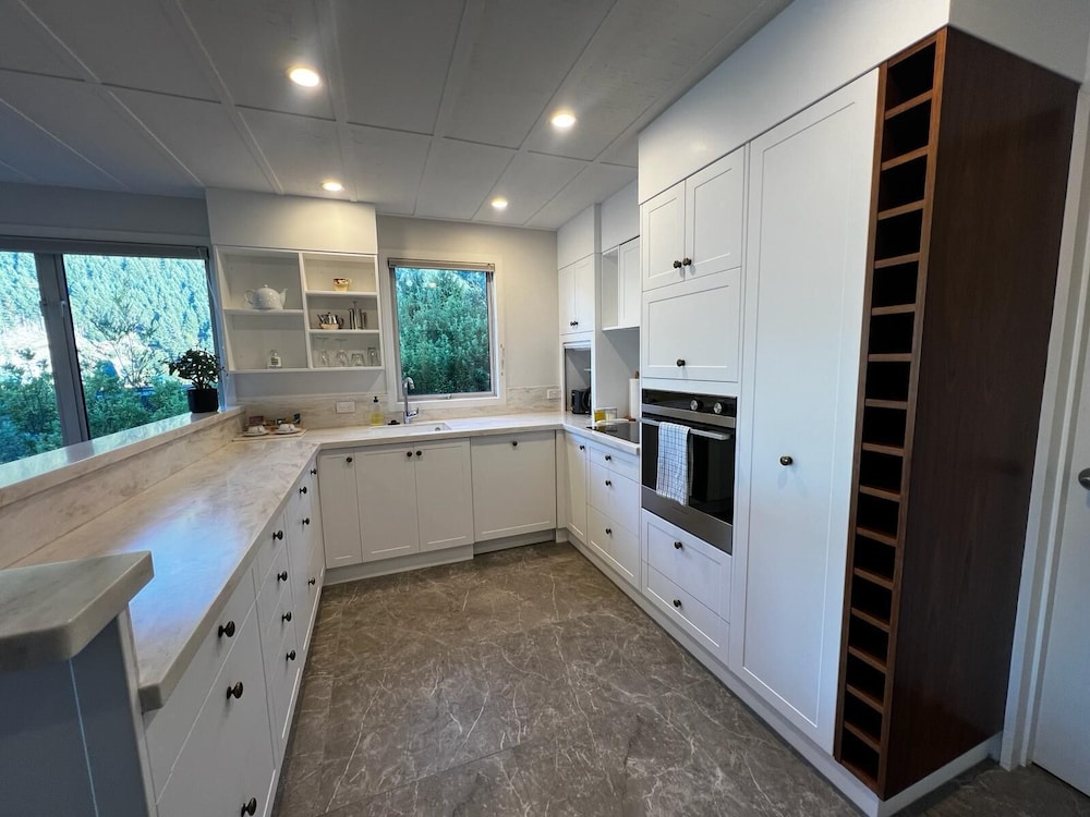 Queenstown House Boutique Bed and Breakfast and Apartments 6/50