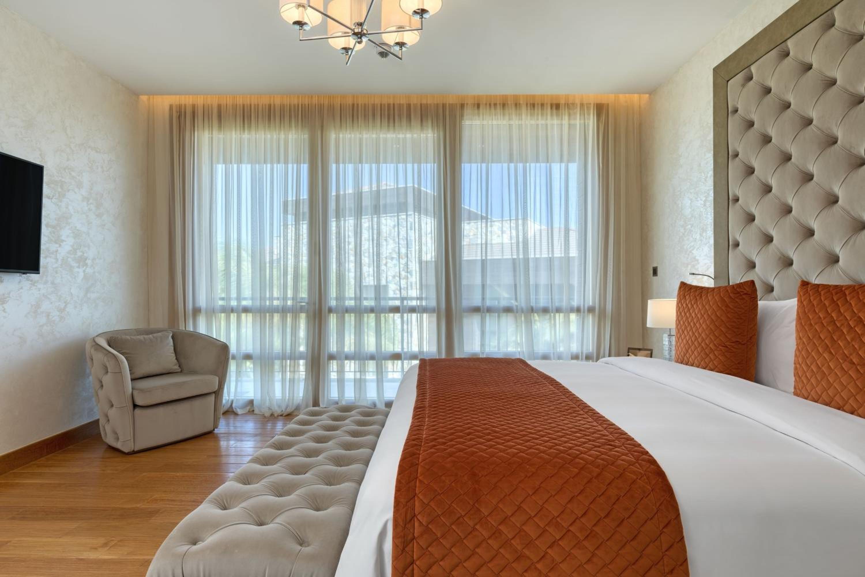 2 Bedrooms, Park, Villa, Single Bed, Garden View, Private Pool