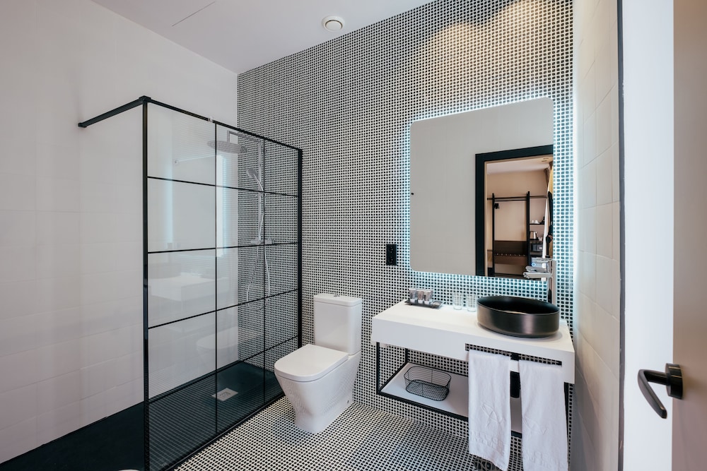 Hotel Cetina Sevilla 66/69