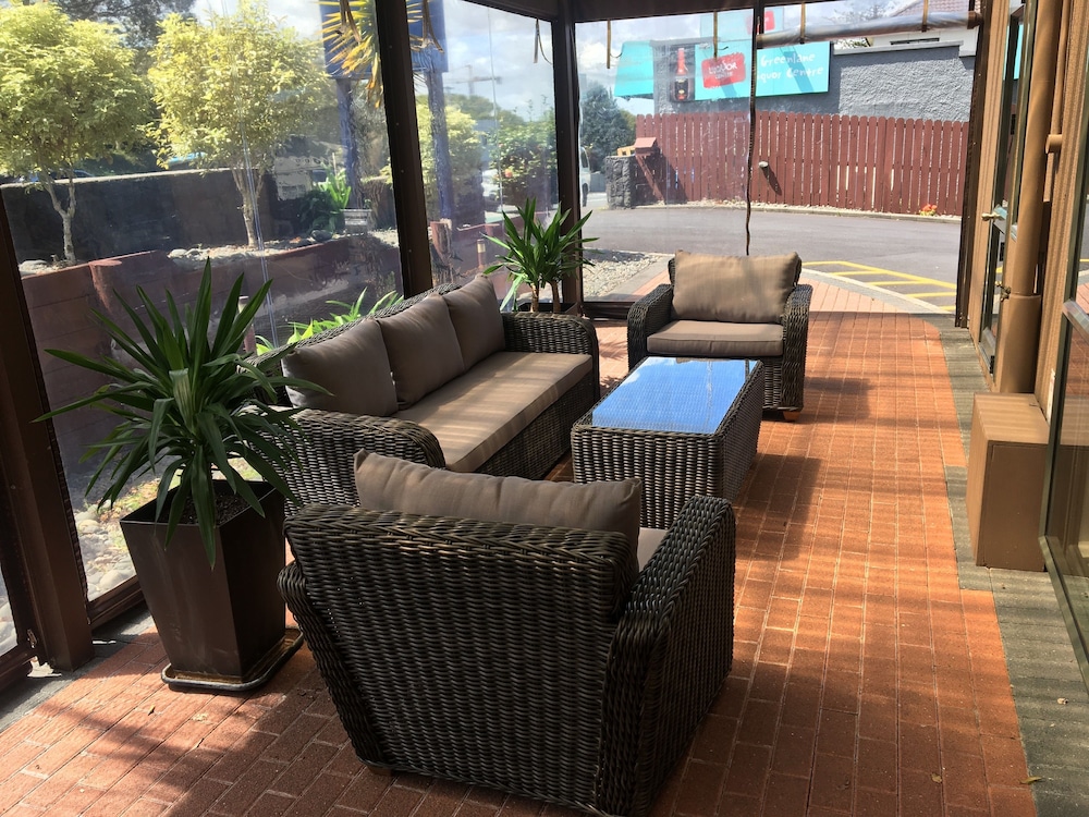 Edit Auckland Greenlane 33/62