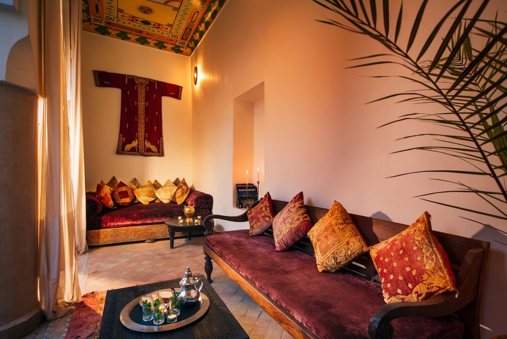 Riad Darhani 15/28