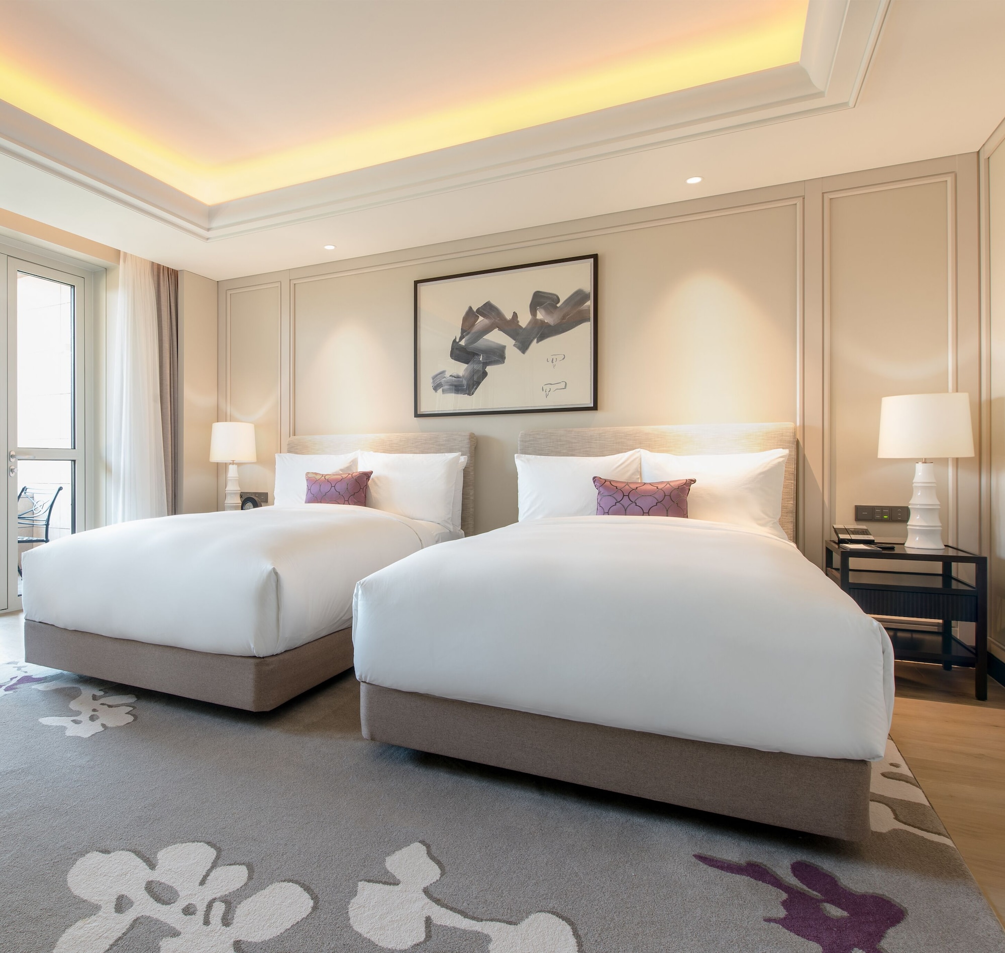 DELUXE TWIN ROOM