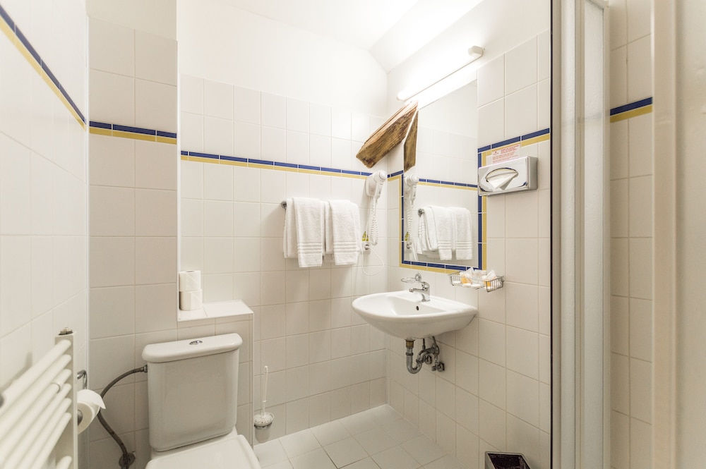 Hotel Adler 50/50