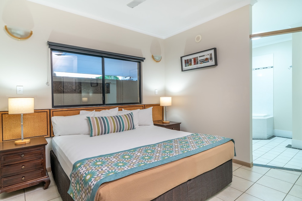 Regal Port Douglas 13/56