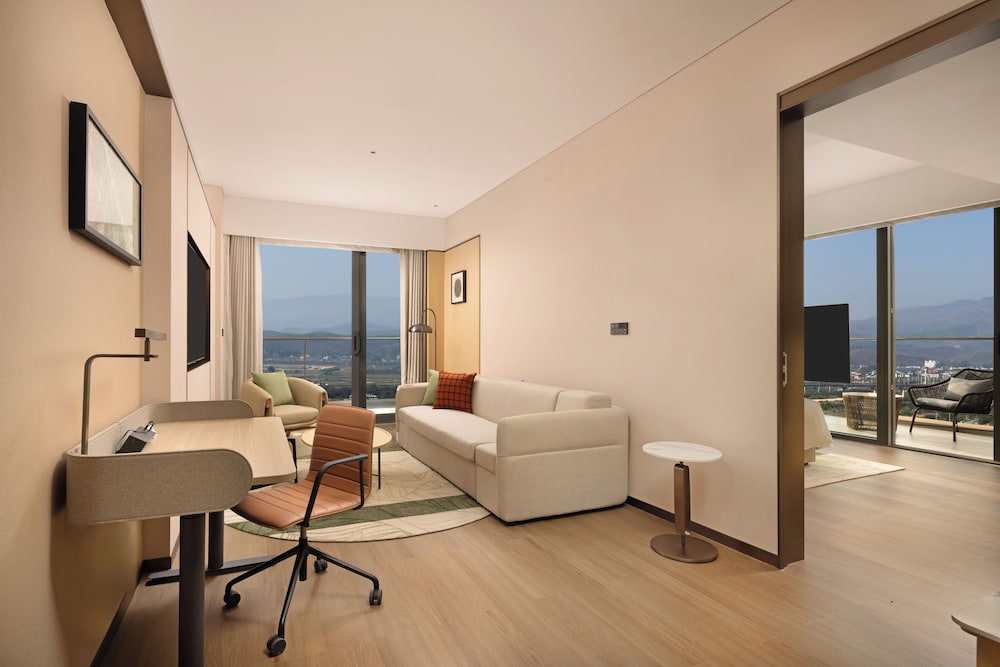 Hilton Garden Inn Xishuangbanna Gasa Airport 47/66