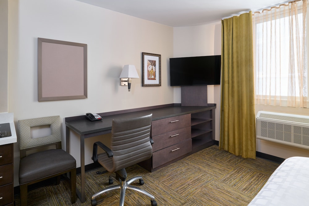 Candlewood Suites New York City- Times Square 34/50