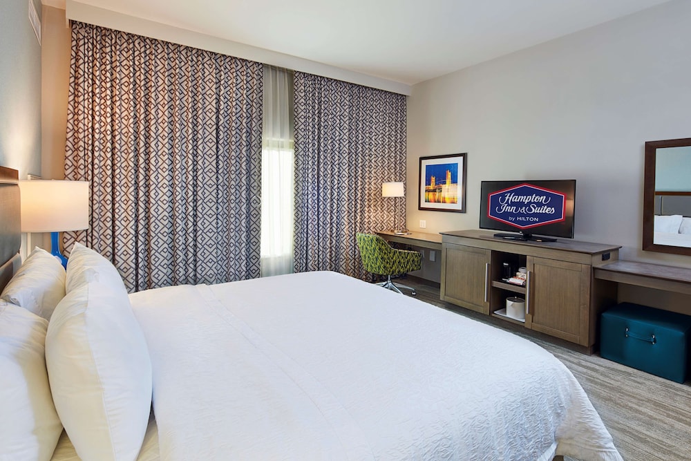 Hampton Inn and Suites Sacramento At Csus 21/51