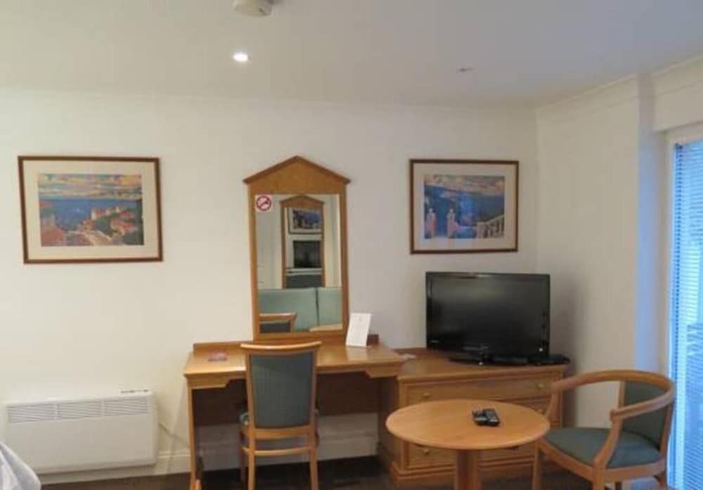 Gosfield Lake Resort 29/50