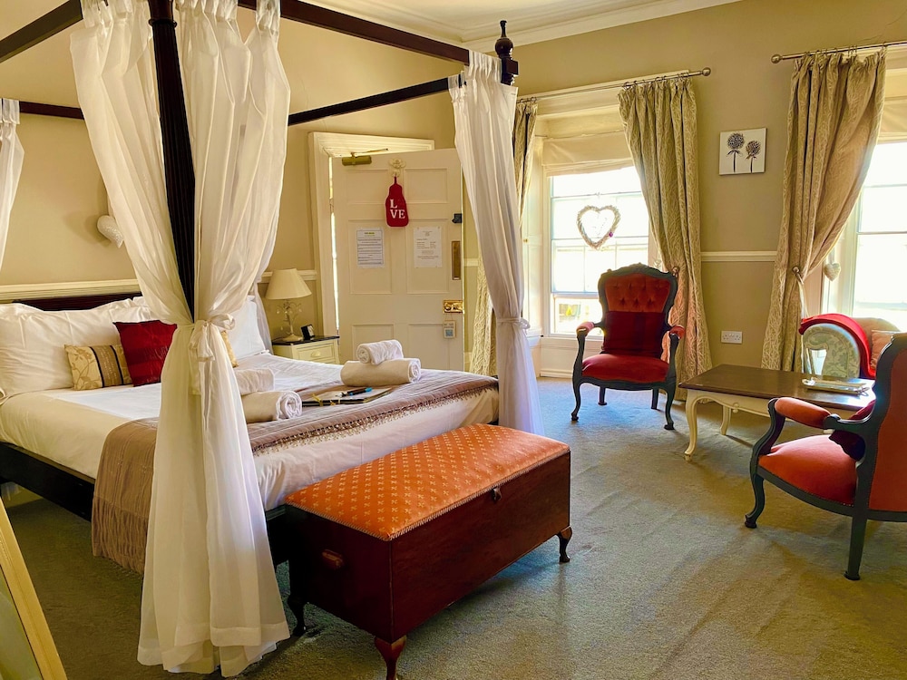 Suite, Queen Bed