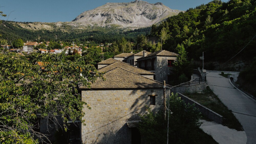 Rouista Tzoumerka Resort 39/50