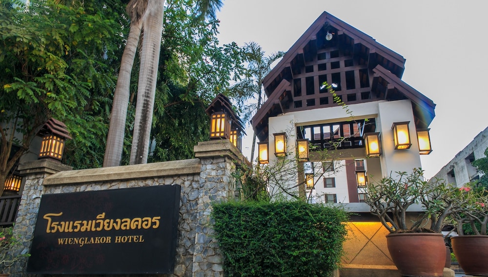 WIENGLAKOR HOTEL 9/76