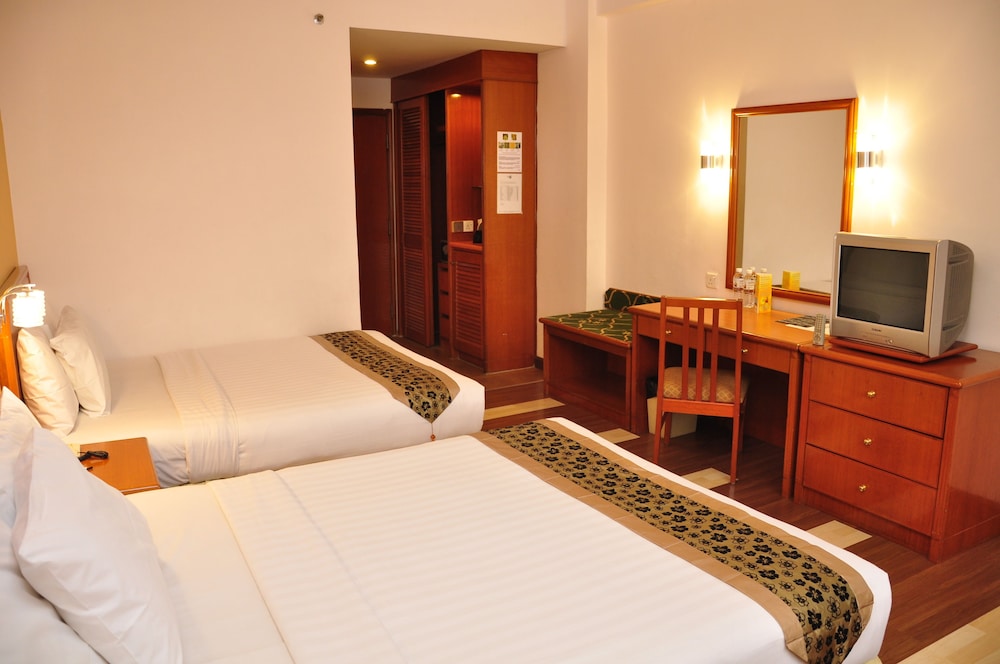 Hotel Sandakan 5/75