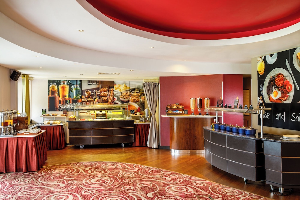 Mercure Livingston Hotel 8/71