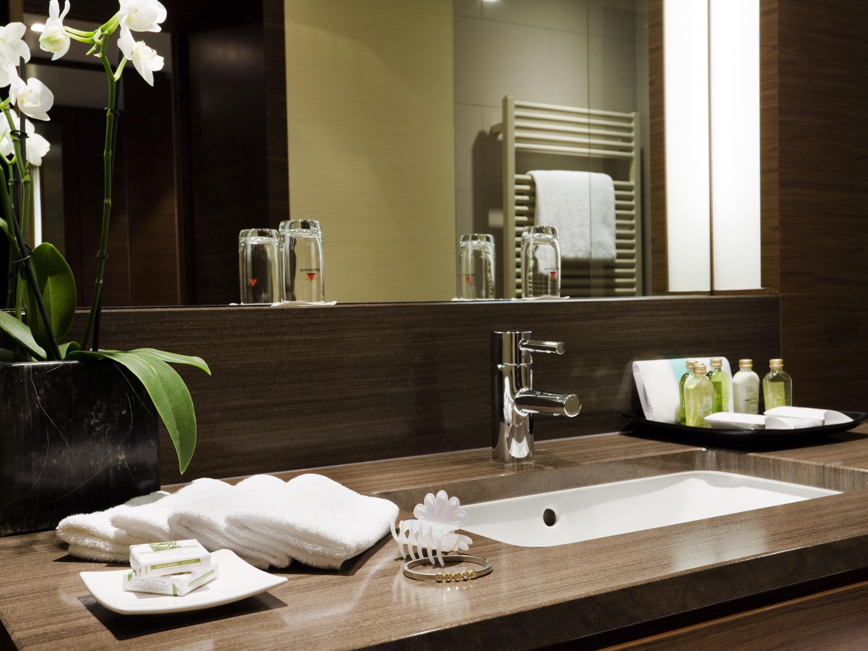 Suite, King Bed