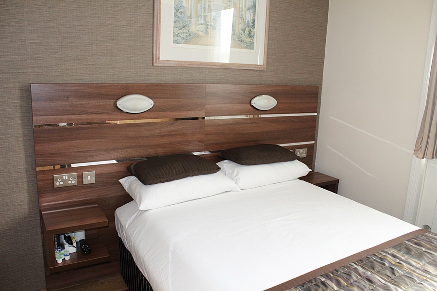 Standard, Double or Twin Bed