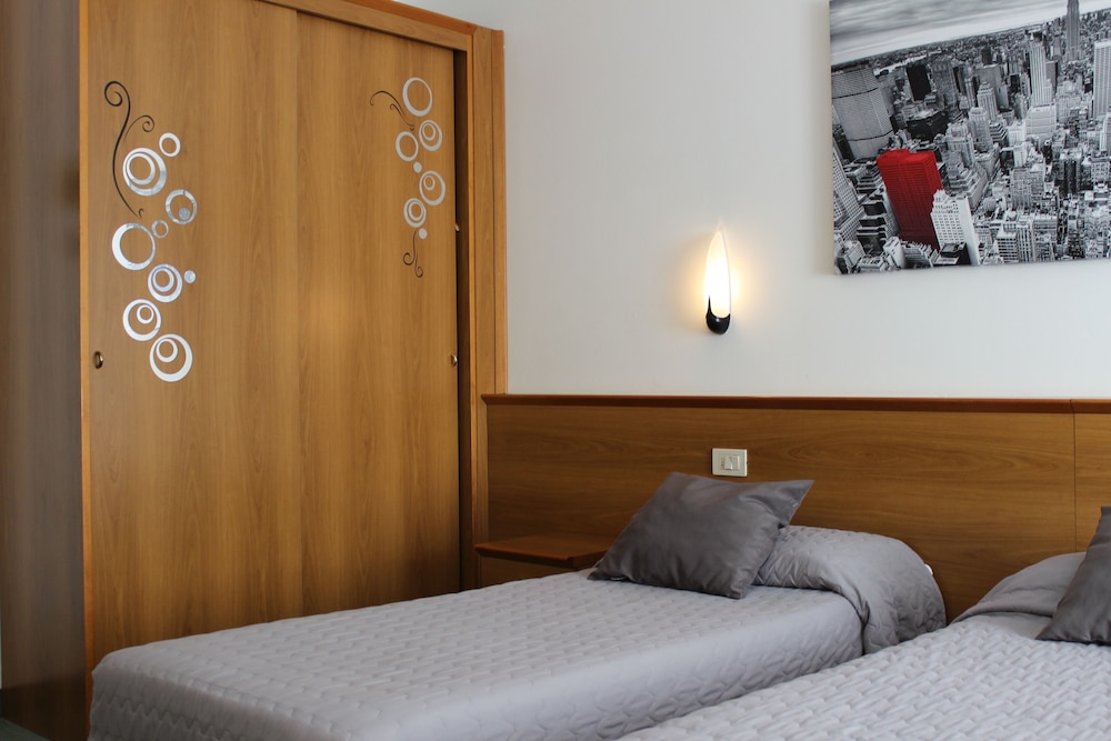 Hotel Everest 37/70