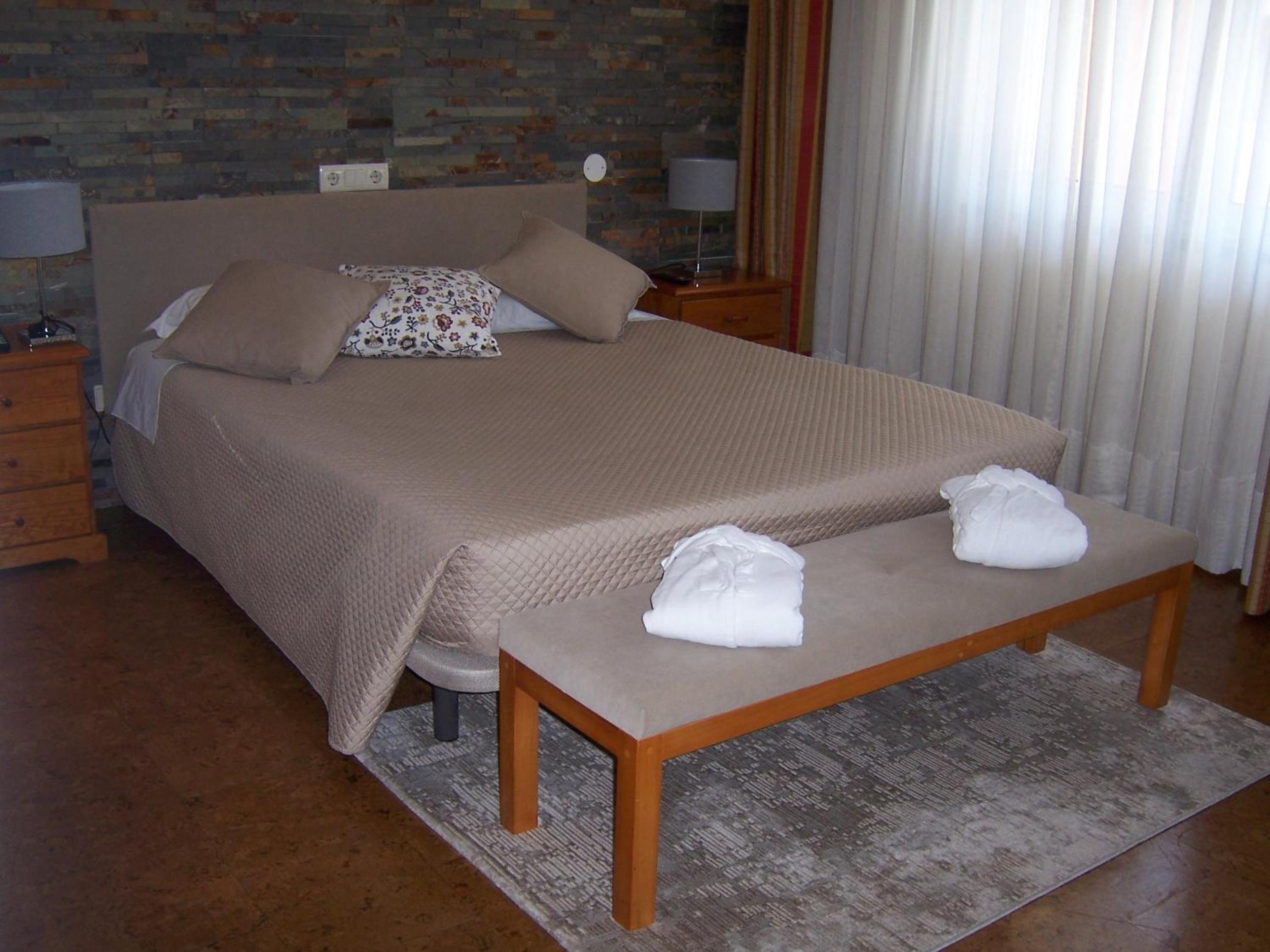Hotel Santa Apolonia 40/50