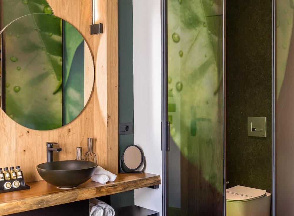 Artion City Boutique Hotel 28/31