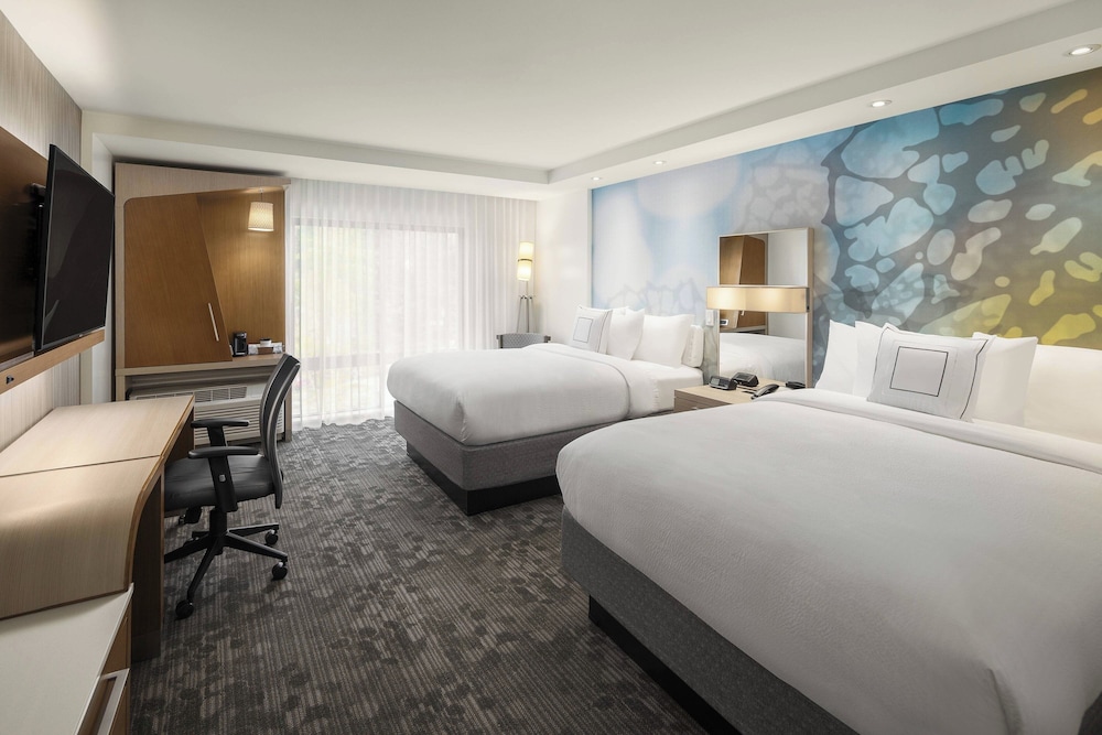 Room, Multiple Beds