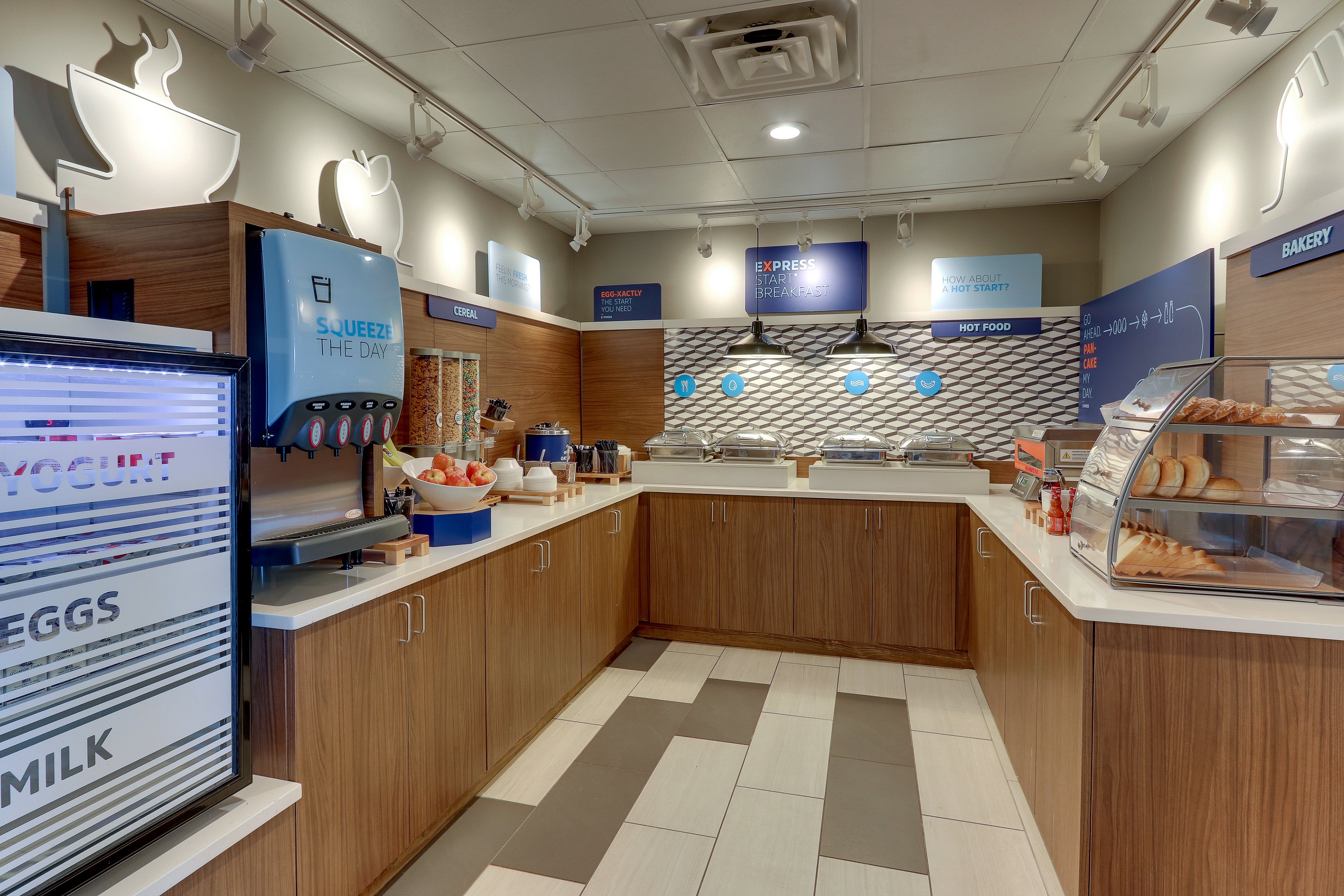 Holiday Inn Express Cincinnati North - Monroe 46/51