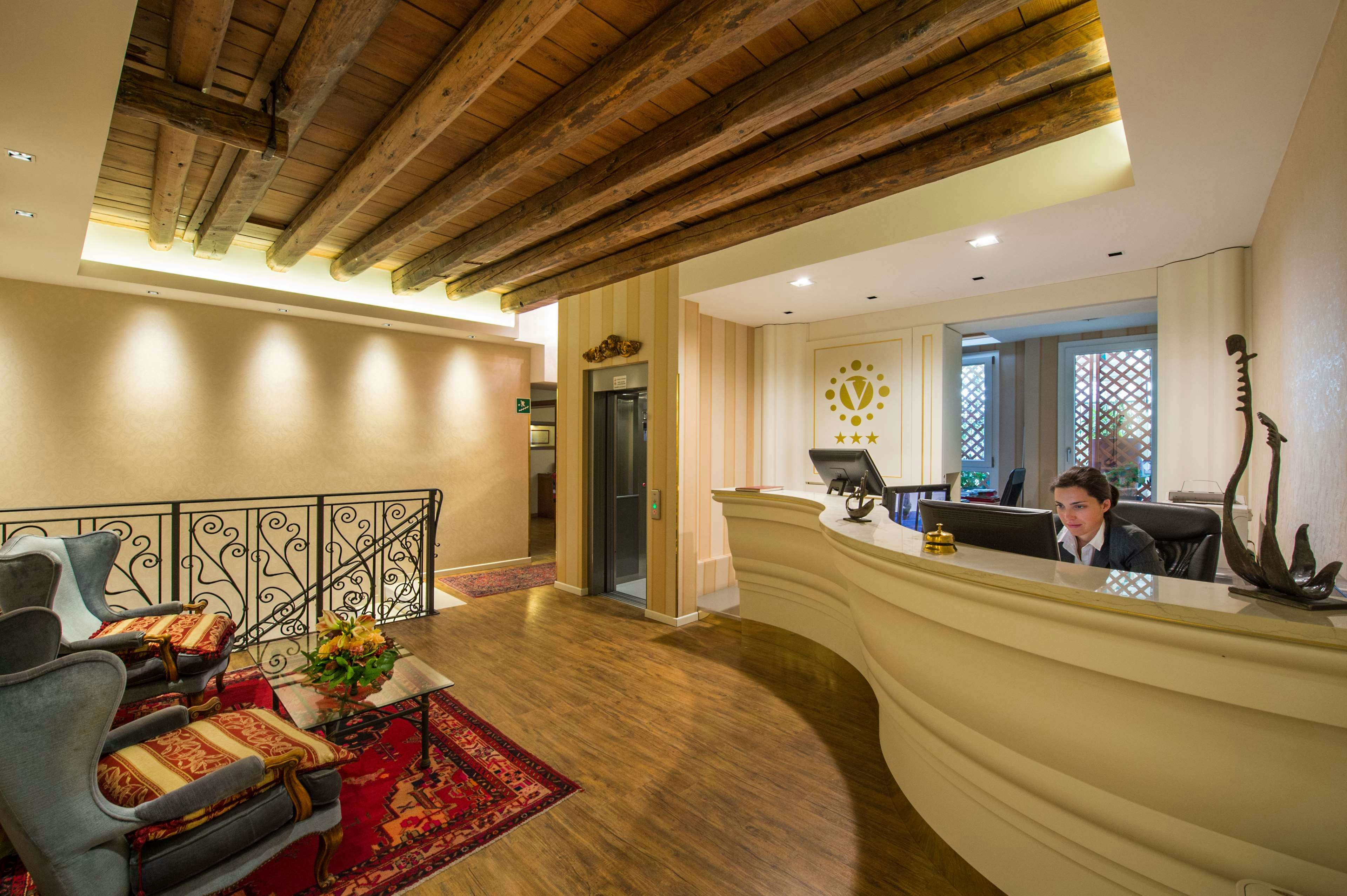 Hotel Vivit 2/50